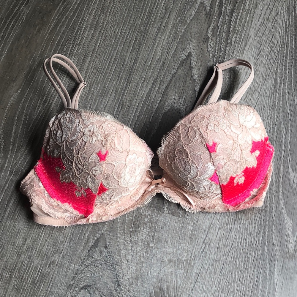 Victoria’s Secret Bra